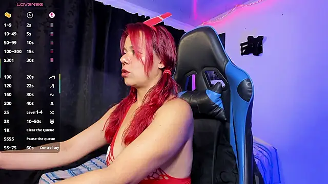 agathawalter  online show from March 14, 1:23 am