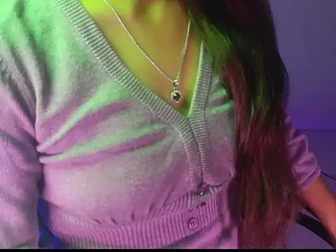 Snapshot of Isha_Lush chatting on December 18, 5:13 am Isha Lush online show from December 18, 5:13 am