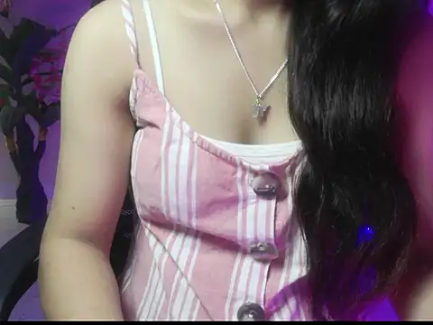 Snapshot of Isha_Lush chatting on December 22, 5:26 am Isha Lush online show from December 22, 5:26 am