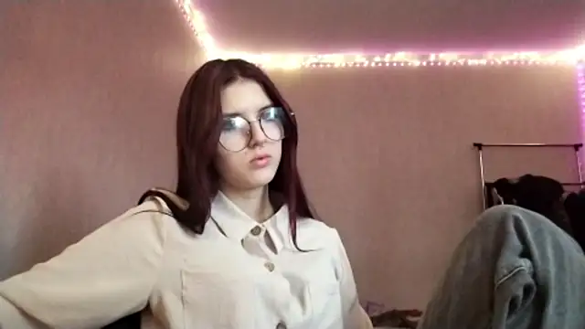 VictorinaMccorey online show from January 9, 12:30 pm