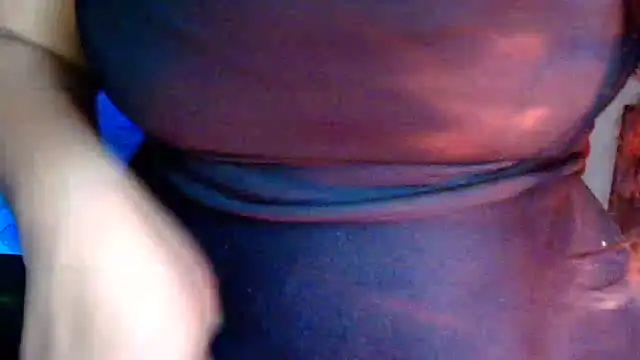 Snapshot of HEZALNUT chatting on June 21, 7:16 pm HEZALNUT online show from June 21, 7:16 pm