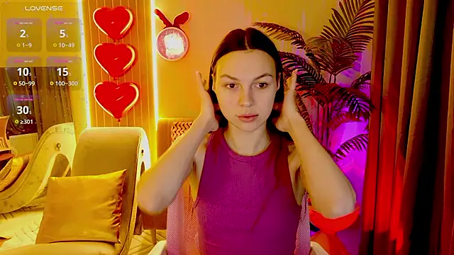 MaxinCarroll online show from February 18, 6:09 am