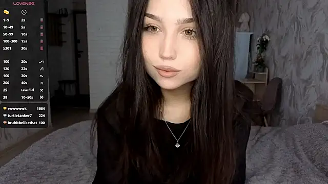 Snapshot of Qwami_Amie chatting on May 16, 10:36 am Qwami Amie online show from May 16, 10:36 am
