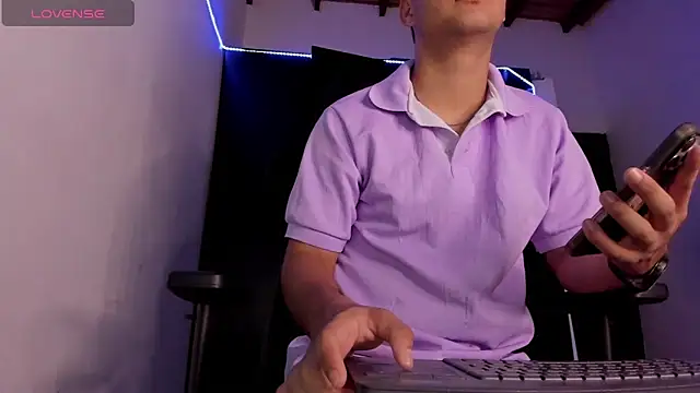 Snapshot of Liam_Mateo chatting on May 26, 6:42 am Liam Mateo online show from May 26, 6:42 am