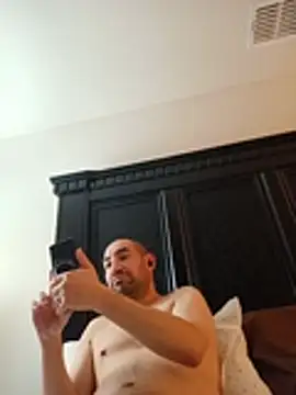 Snapshot of Brandon_Lee83@xh chatting on February 7, 7:56 am Brandon Lee83xh online show from February 7, 7:56 am
