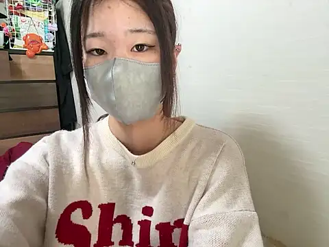 Snapshot of kuromi_chan_oo chatting on February 3, 12:31 am kuromi chan oo online show from February 3, 12:31 am