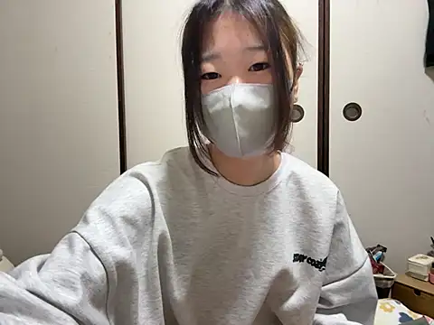 Snapshot of kuromi_chan_oo chatting on February 8, 8:45 pm kuromi chan oo online show from February 8, 8:45 pm