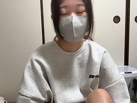 Snapshot of kuromi_chan_oo chatting on February 27, 7:47 pm kuromi chan oo online show from February 27, 7:47 pm