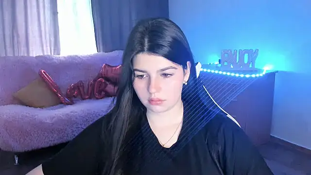 KisaModel online show from June 9, 1:17 am