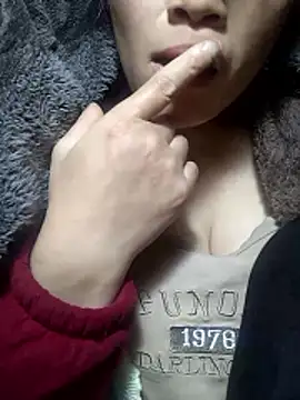 Snapshot of neko-nancy chatting on February 3, 2:53 am neko-nancy online show from February 3, 2:53 am