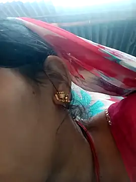 Snapshot of Chayna_singh chatting on January 12, 10:31 am Chayna singh online show from January 12, 10:31 am