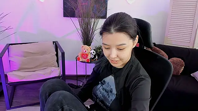 SirenMystiq online show from March 5, 7:15 am