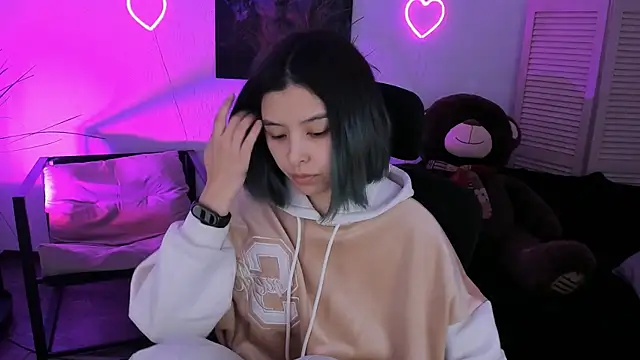 SirenMystiq online show from April 7, 7:36 pm