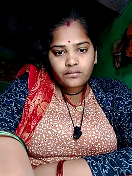 Snapshot of Sk_pinki chatting on February 8, 3:54 am Sk pinki online show from February 8, 3:54 am