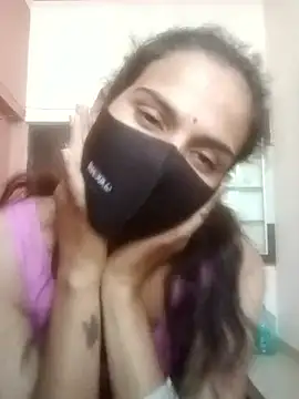 Snapshot of harshita01 chatting on January 11, 6:29 am harshita01 online show from January 11, 6:29 am