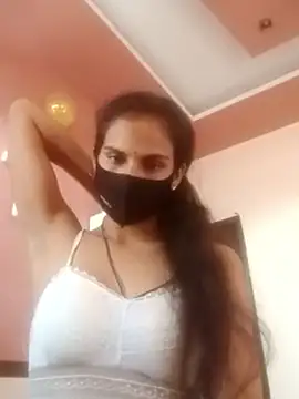 Snapshot of harshita01 chatting on February 4, 6:41 am harshita01 online show from February 4, 6:41 am