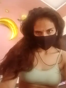 Snapshot of harshita01 chatting on February 6, 8:51 am harshita01 online show from February 6, 8:51 am