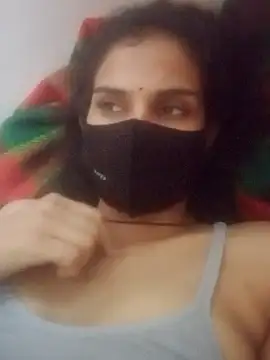 Snapshot of harshita01 chatting on February 13, 7:37 am harshita01 online show from February 13, 7:37 am