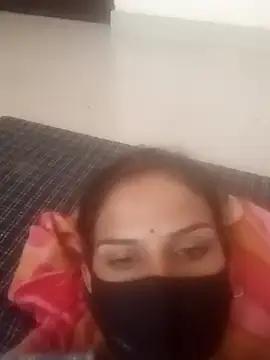 Snapshot of harshita01 chatting on February 23, 6:00 am harshita01 online show from February 23, 6:00 am