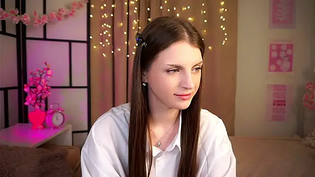 KathiGulston online show from March 30, 8:10 pm