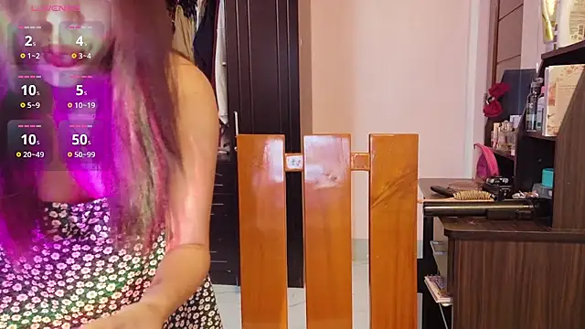 Snapshot of Serena_reinaa chatting on January 10, 12:18 pm Serena reinaa online show from January 10, 12:18 pm