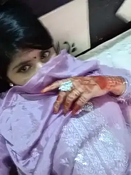 Snapshot of Cuple_masti72 chatting on May 28, 6:10 am Cuple masti72 online show from May 28, 6:10 am