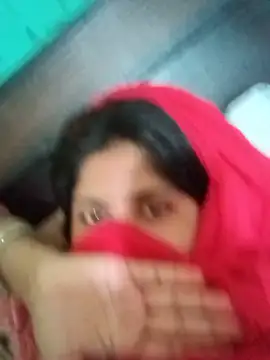 Snapshot of Cuple_masti72 chatting on June 8, 3:29 am Cuple masti72 online show from June 8, 3:29 am