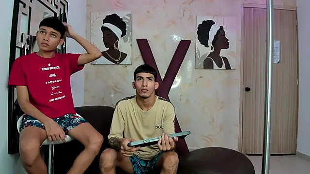 HORNY PRETTY online show from March 18, 7:28 pm