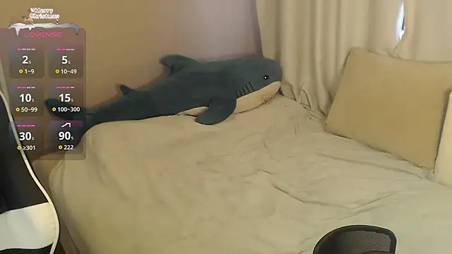 Snapshot of MonicaMoonssss chatting on March 20, 1:05 pm MonicaMoonssss online show from March 20, 1:05 pm