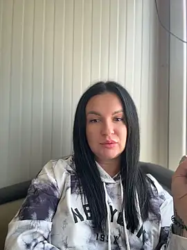 MeganBlueq online show from April 13, 10:54 am