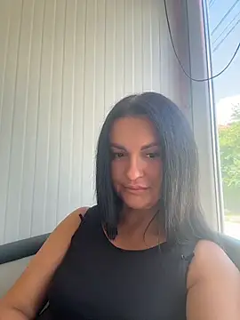 Snapshot of MeganBlueq chatting on July 15, 9:03 am MeganBlueq online show from July 15, 9:03 am