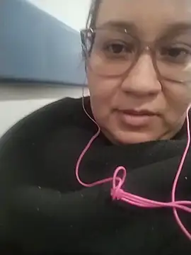 sharon G online show from March 26, 7:52 pm