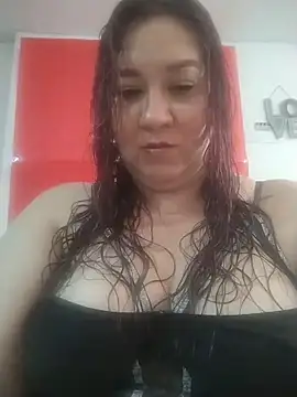Snapshot of sharon_G chatting on May 14, 6:04 pm sharon G online show from May 14, 6:04 pm