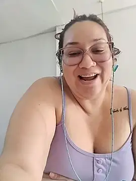 Snapshot of sharon_G chatting on July 18, 6:12 pm sharon G online show from July 18, 6:12 pm
