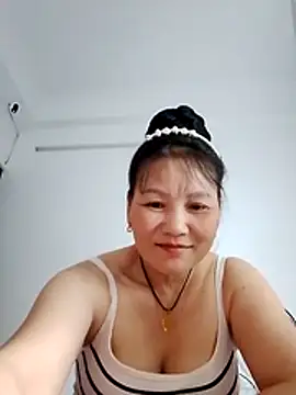 Snapshot of Cako-naka chatting on February 17, 5:41 pm Cako-naka online show from February 17, 5:41 pm