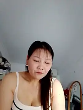 Snapshot of Cako-naka chatting on March 3, 4:24 pm Cako-naka online show from March 3, 4:24 pm