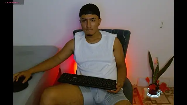 kyro estrada online show from March 9, 10:36 pm