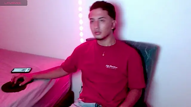 kyro estrada online show from April 1, 12:11 am