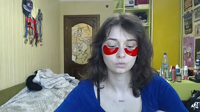 Snapshot of Angelik5371 chatting on May 21, 12:23 pm Angelik5371 online show from May 21, 12:23 pm