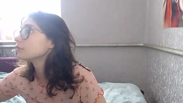 Snapshot of Angelik5371 chatting on May 25, 12:22 pm Angelik5371 online show from May 25, 12:22 pm