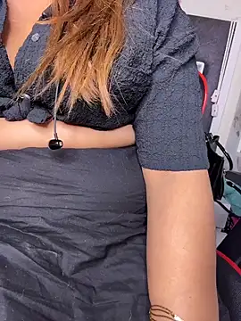 butterflyslay online show from March 22, 10:51 am