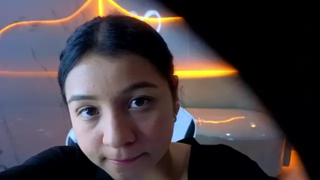 Sofi Adams Tx online show from January 8, 1:13 pm