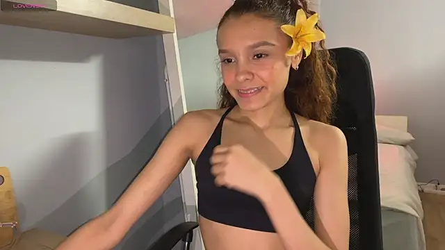 Sunshineegirll online show from December 22, 4:48 pm