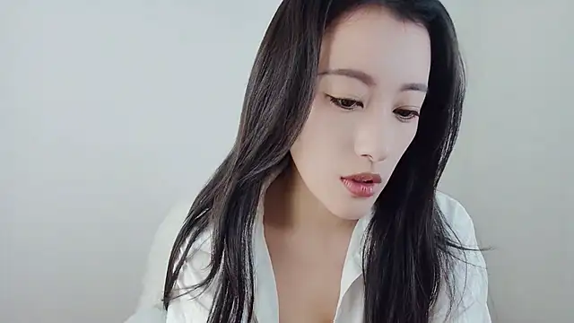 Snapshot of TXMIT chatting on March 1, 7:43 am TXMIT online show from March 1, 7:43 am