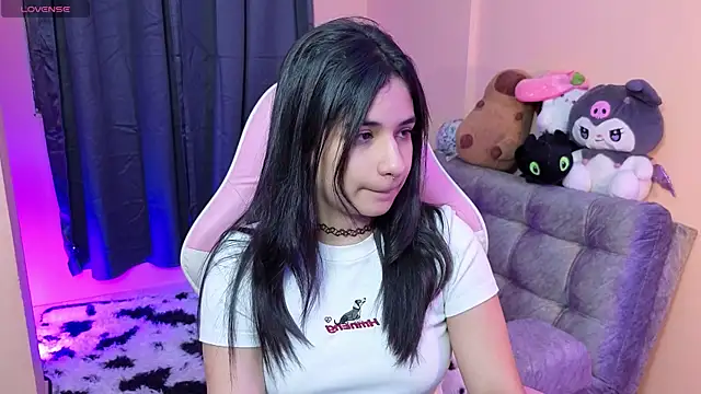 bonnieTaylor1 online show from April 18, 4:27 am