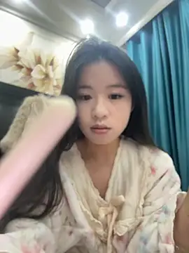 Snapshot of Kawaii-P chatting on February 7, 12:53 pm Kawaii-P online show from February 7, 12:53 pm