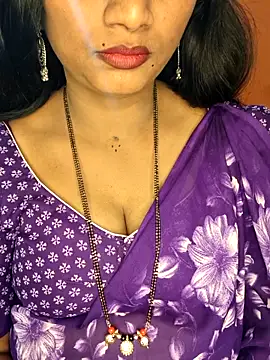 Snapshot of Rachu_love chatting on February 17, 4:57 pm Rachu love online show from February 17, 4:57 pm