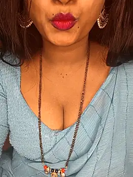 Snapshot of Rachu_love chatting on July 8, 11:15 am Rachu love online show from July 8, 11:15 am