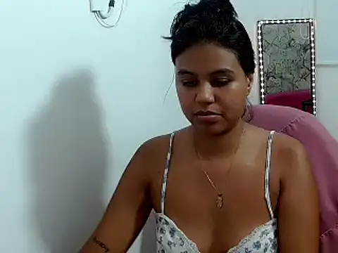 Snapshot of Shawnycarson chatting on May 14, 5:31 pm Shawnycarson online show from May 14, 5:31 pm