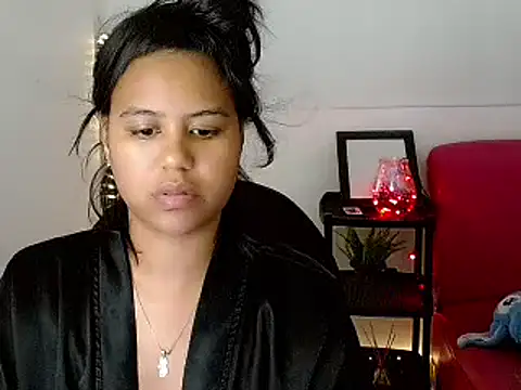 Snapshot of Shawnycarson chatting on May 21, 6:15 pm Shawnycarson online show from May 21, 6:15 pm